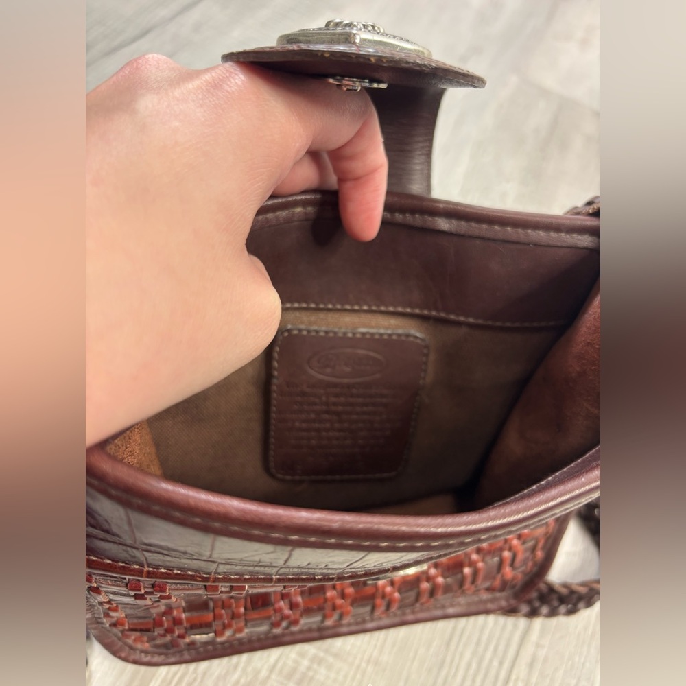 Brighton Gloria Mahogany Brown Croc Embossed Woven Leather Bucket Crossbody Bag - Picture 9 of 10